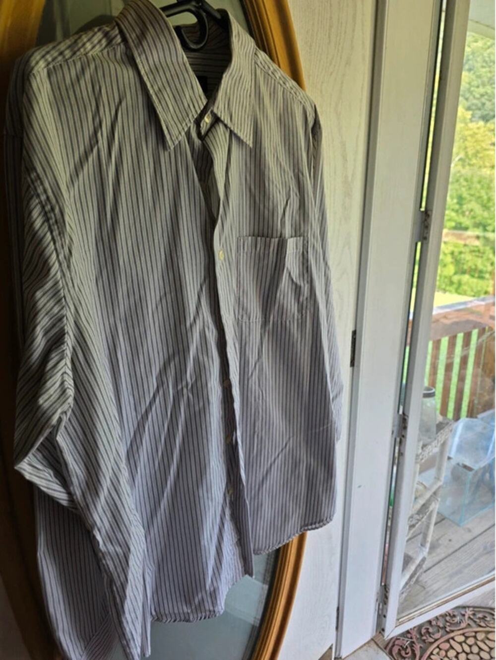Van Heusen Mens Large 16-16.5 Striped Long Sleeve Dress Shirt Brown Beige